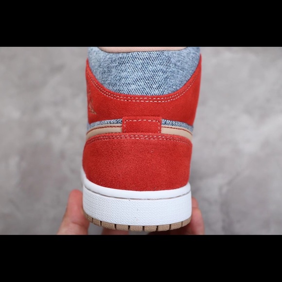 Air Jordan 1 mid "Denim" DM4352-600 sizes 7-13 brand new original box authentic - Picture 5 of 8